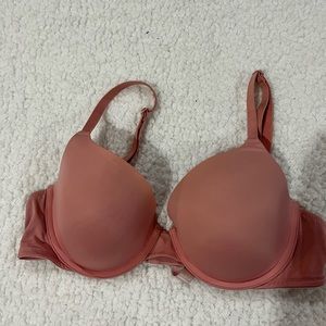 Perfect condition tshirt bra